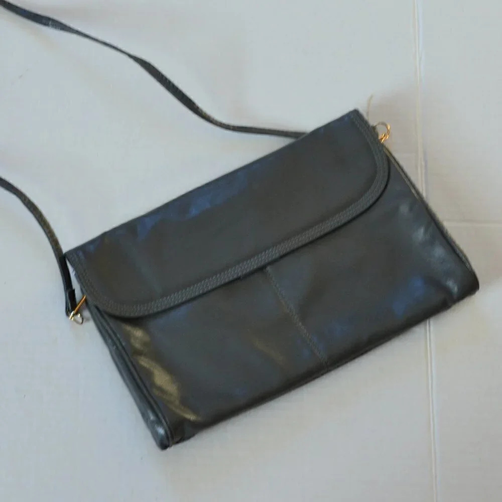 Vtg Grey Faux Leather Purse